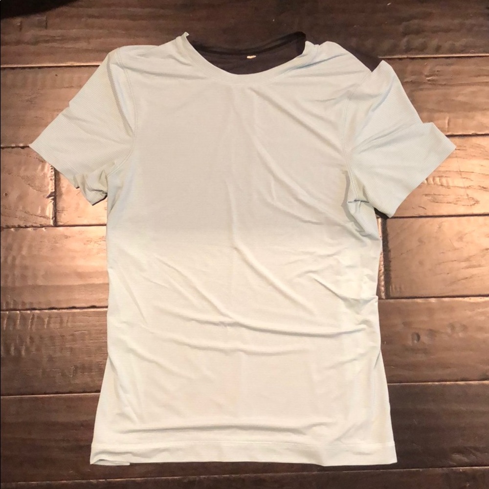 Lululemon men’s metal vent tee
